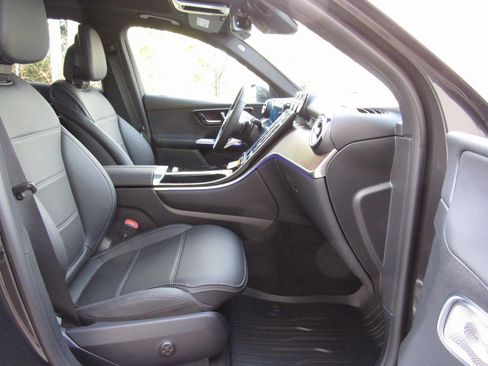 New 2026 Mercedes-Benz GLC 300 4MATIC image 18