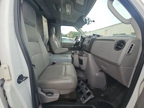 Used 2014 Ford E-350 and Econoline 350 Super Duty w/ Power Group RWD image 5