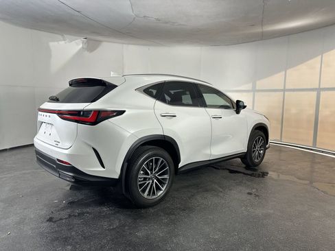 Used 2024 Lexus NX 350 AWD image 8
