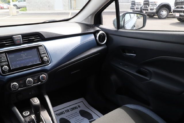 Used 2025 Nissan Versa SV FWD image 24