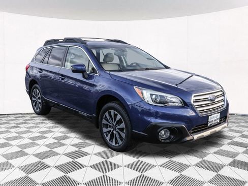 Used 2017 Subaru Outback 2.5i Limited image 12