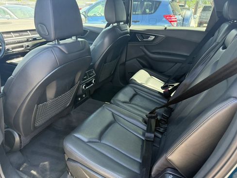 Used 2019 Audi Q7 3.0T Premium Plus w/ Premium Plus Package AWD/4WD image 9