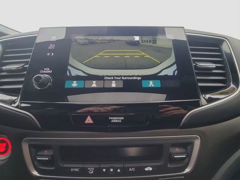 Certified 2023 Honda Passport TrailSport image 16