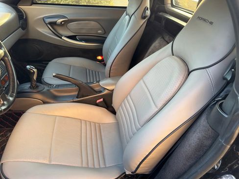 Used 2002 Porsche Boxster S image 12