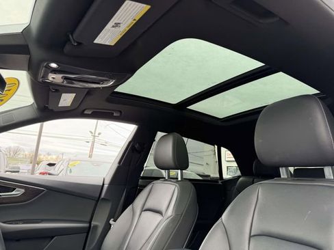 Used 2019 Audi Q8 Prestige w/ Adaptive Chassis Package AWD/4WD image 13