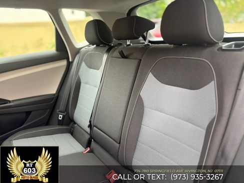 Used 2025 Volkswagen Taos S FWD image 9