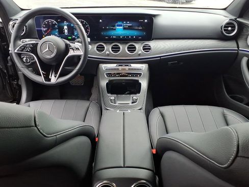 Certified 2021 Mercedes-Benz E 450 4MATIC Sedan image 30