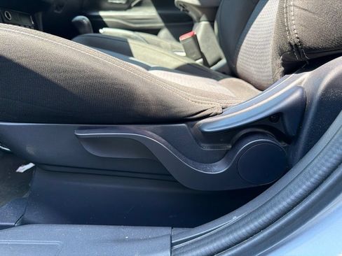 Used 2017 Mitsubishi Outlander ES AWD/4WD image 25