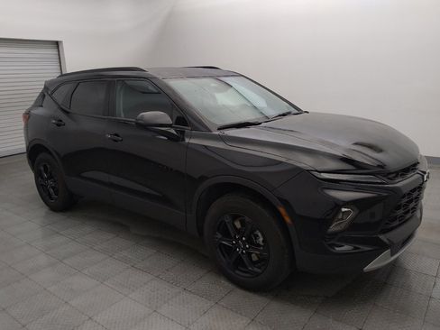 Used 2024 Chevrolet Blazer LT w/ Convenience Package FWD image 11