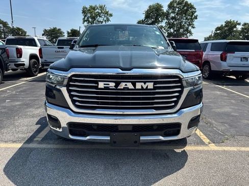 Used 2026 RAM 1500 Laramie AWD/4WD image 3