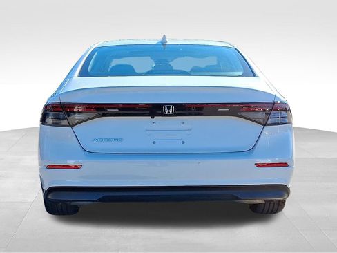 Used 2024 Honda Accord EX image 5