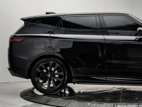 Used 2024 Land Rover Range Rover Sport Dynamic SE AWD/4WD image 19