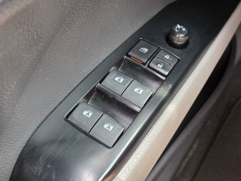 Used 2020 Toyota Camry SE FWD image 24