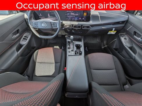 Certified 2026 Nissan Sentra SR w/ Floor Mat Package FWD image 28