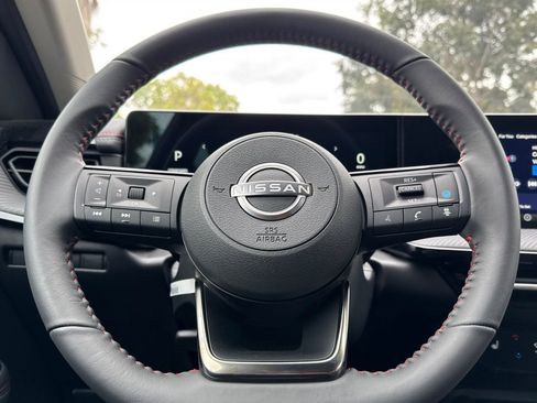 New 2026 Nissan Kicks SR w/ Cold Weather Package image 20