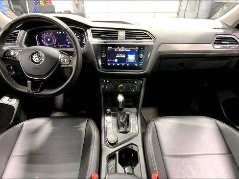 Used 2021 Volkswagen Tiguan SEL AWD/4WD image 7