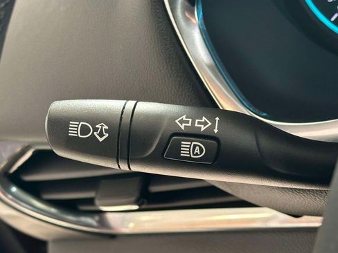 Certified 2023 Chevrolet Traverse LT image 17