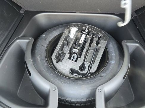 Used 2021 Jeep Grand Cherokee Freedom Edition image 32