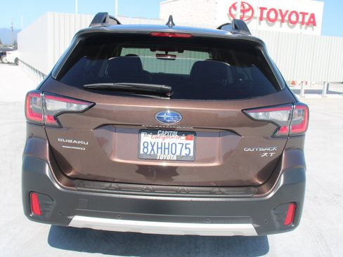 Used 2021 Subaru Outback Limited XT AWD/4WD image 4