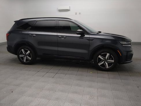 Used 2023 Kia Sorento S FWD image 11