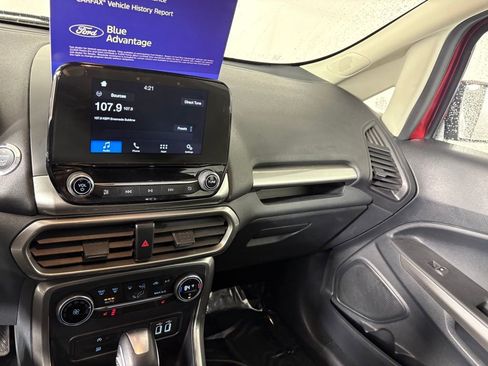 Certified 2018 Ford EcoSport SE image 19
