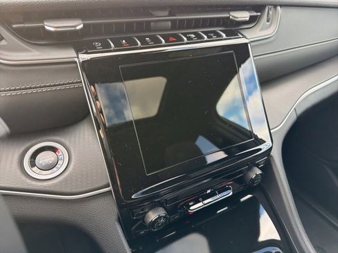 New 2025 Jeep Grand Cherokee Laredo X image 14