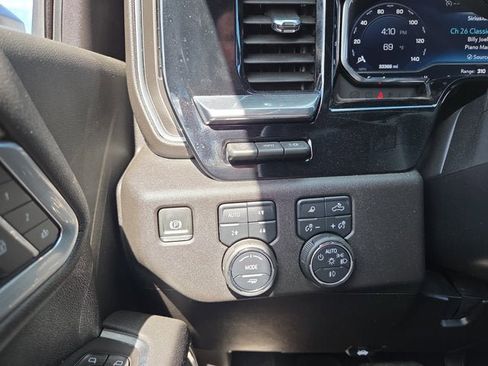 Used 2025 Chevrolet Silverado 3500 High Country w/ Technology Package AWD/4WD image 26