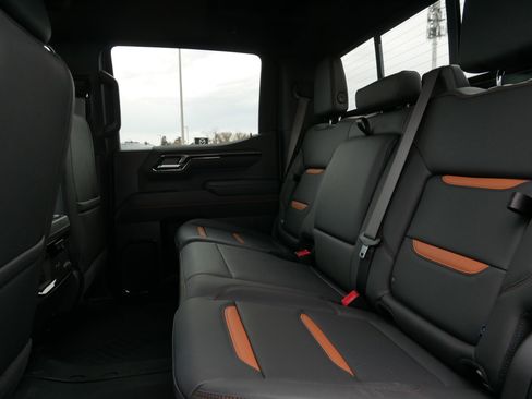 New 2026 GMC Sierra 1500 AT4 w/ Technology Package image 5