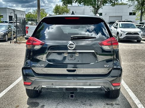 Used 2020 Nissan Rogue SV FWD image 7