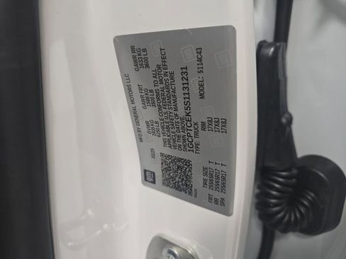 New 2025 Chevrolet Colorado LT w/ LT Convenience Package image 34