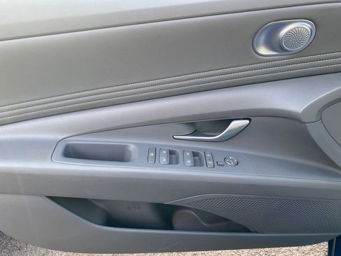 Used 2023 Hyundai Elantra SEL w/ Convenience Package image 31