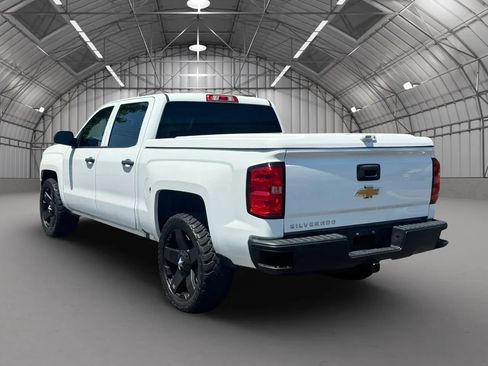 Used 2018 Chevrolet Silverado 1500 W/T w/ Special Service Package AWD/4WD image 4