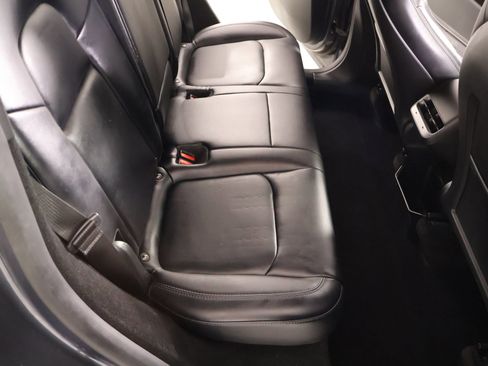 Used 2023 Tesla Model Y Long Range AWD/4WD image 12