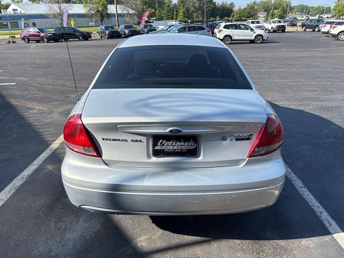 Used 2007 Ford Taurus SEL FWD image 4