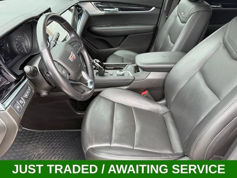 Used 2023 Cadillac XT6 Premium Luxury w/ Technology Package AWD/4WD image 11