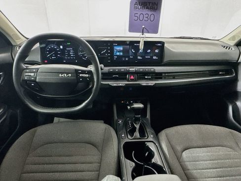 Used 2025 Kia K4 EX FWD image 26