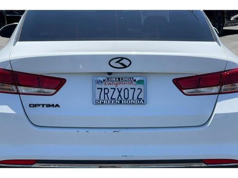 Used 2016 Kia Optima LX FWD image 12