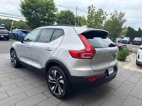Used 2023 Volvo XC40 B5 Plus w/ Protection Package Premier AWD/4WD image 5