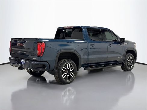 Used 2020 GMC Sierra 1500 AT4 w/ AT4 Premium Package image 7