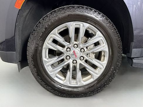 Used 2023 GMC Yukon SLT AWD/4WD image 33