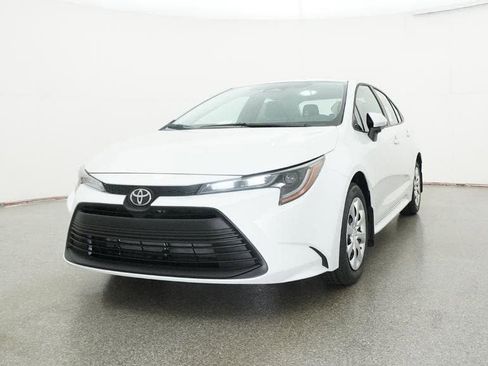 New 2026 Toyota Corolla LE image 32