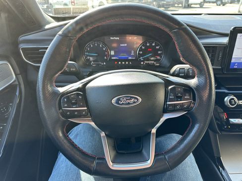 Used 2023 Ford Explorer ST-Line image 14