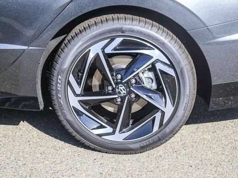 New 2026 Hyundai Sonata SEL FWD image 12