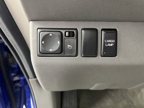 Used 2012 Nissan Frontier SV image 20