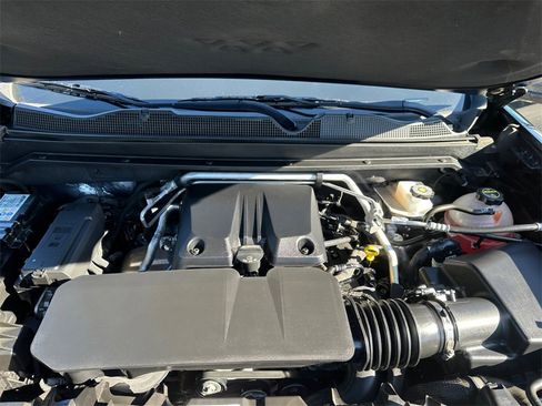 Used 2024 Chevrolet Colorado Trail Boss w/ LPO, Dark Essentials Package image 13