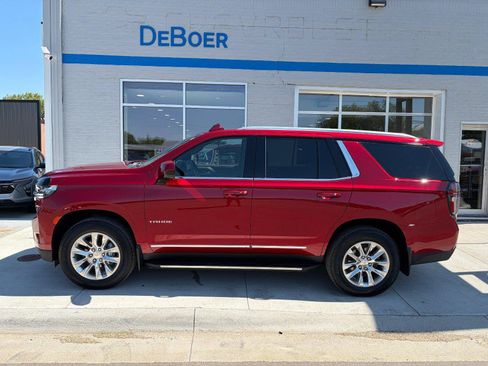 Used 2022 Chevrolet Tahoe LT AWD/4WD image 2