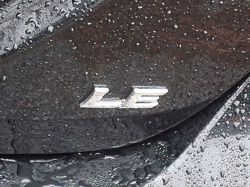 Used 2022 Toyota Camry LE image 30