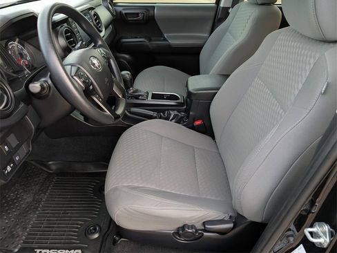 Used 2021 Toyota Tacoma SR image 29