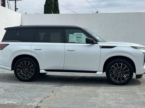 New 2026 INFINITI QX80 Autograph AWD/4WD image 3
