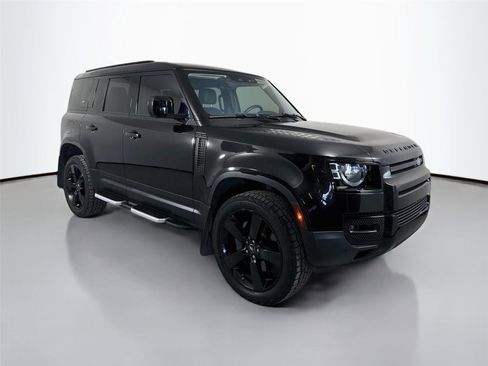 Used 2020 Land Rover Defender 110 HSE AWD/4WD image 3